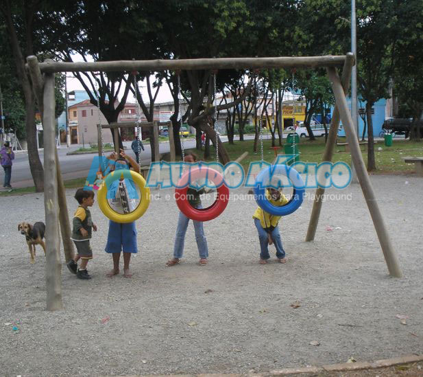 Balanço COM PNEU
